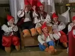 Pamuk Prenses ve yedi cüceler
