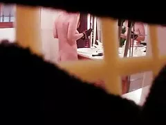 Gizli cam - olgun 55 yo banyoda yakaladı